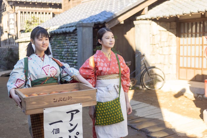 原菜乃華、今田美桜「あんぱん」第32話(C)NHK