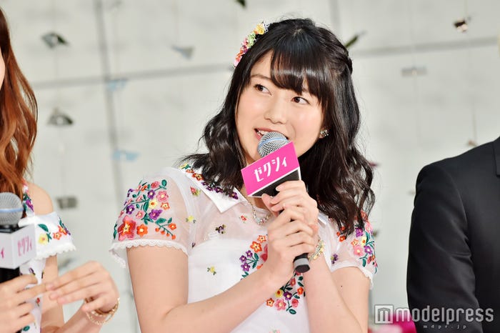 横山由依(C)モデルプレス