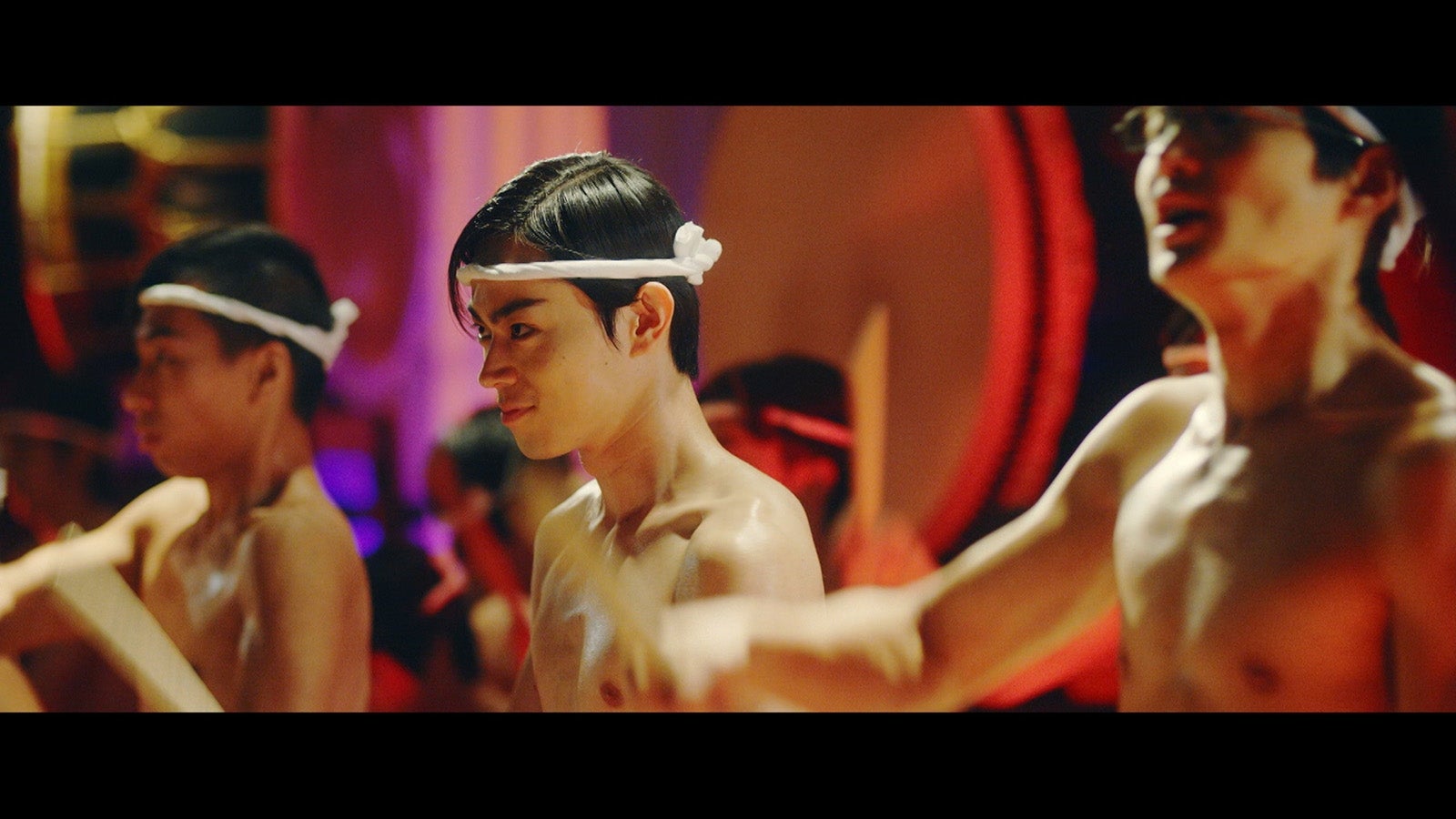 菅田将暉主演「帝一の國」、主題歌MVとコラボ　謎の男も登場（提供画像）