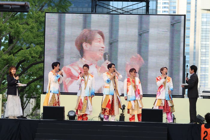 SUPER EIGHT(提供写真)