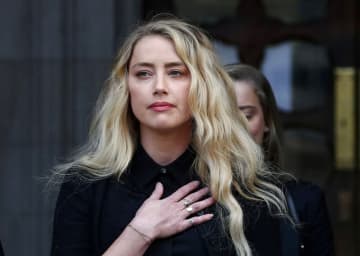 デップ元妻アンバー ハードが保険会社を訴えた １４億円賠償命令でジリ貧加速 モデルプレス