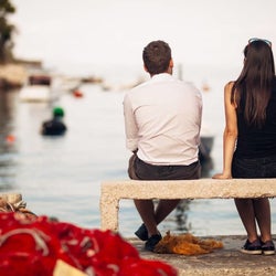 記憶の中で美化されまくり 男性が 忘れられない女性 の特徴って モデルプレス