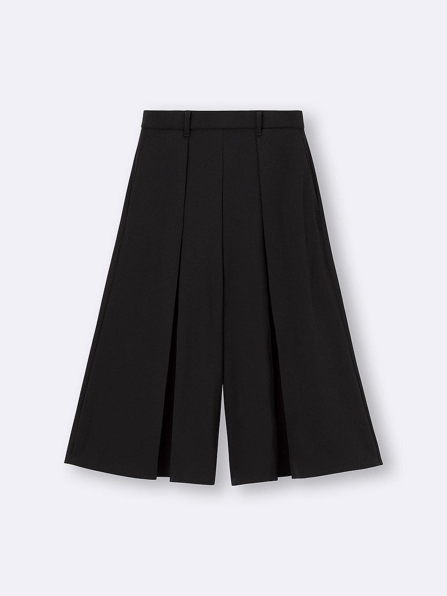 GU ドレープキュロッツ GUのドレープキュロッツ