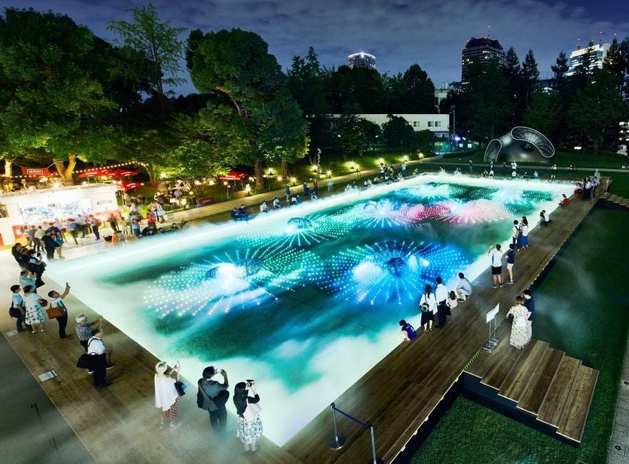 光と霧のデジタルアート庭園／画像提供：東京ミッドタウンマネジメント