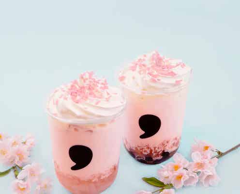 コンマティー「comma さくらピーチラテ」桃の果実感×桜香る春色ドリンク
