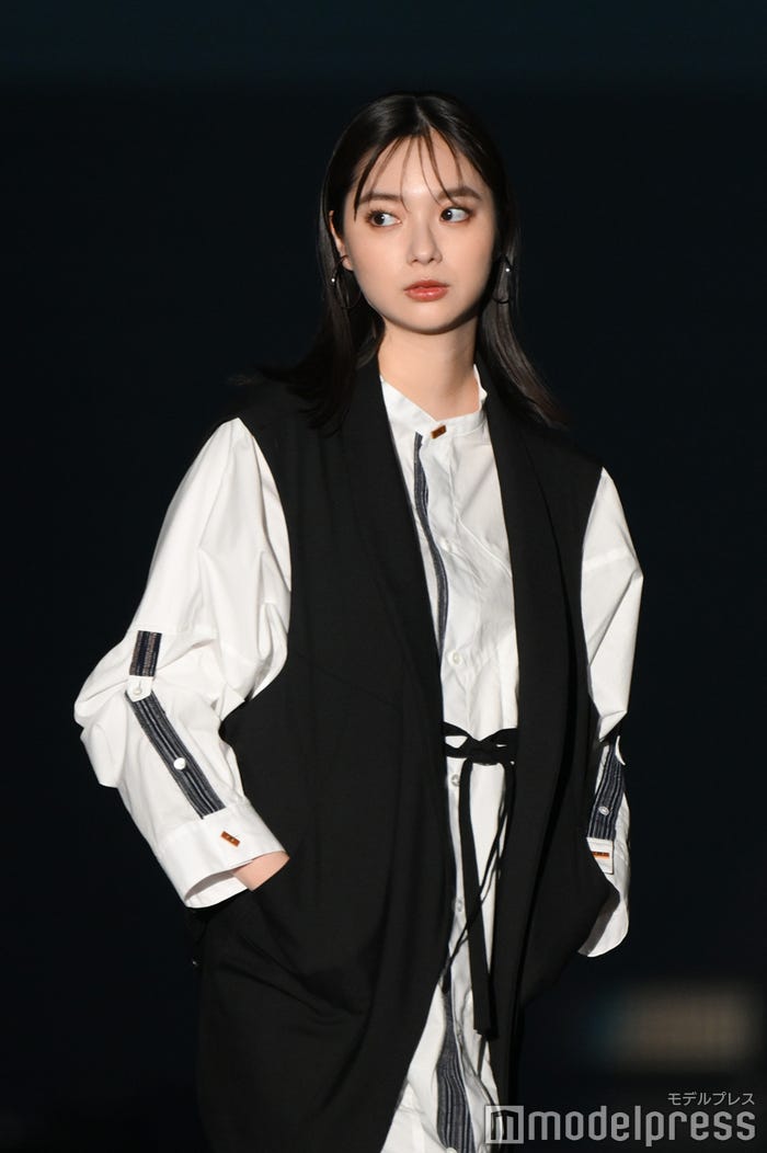 新川優愛(C)モデルプレス