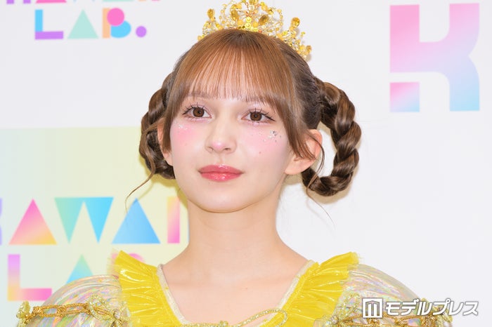 FRUITS ZIPPER早瀬ノエル「前髪アップデート」印象チェンジの自撮り公開「ドールみが増す」「にゅーかわいくて似合ってる」の声