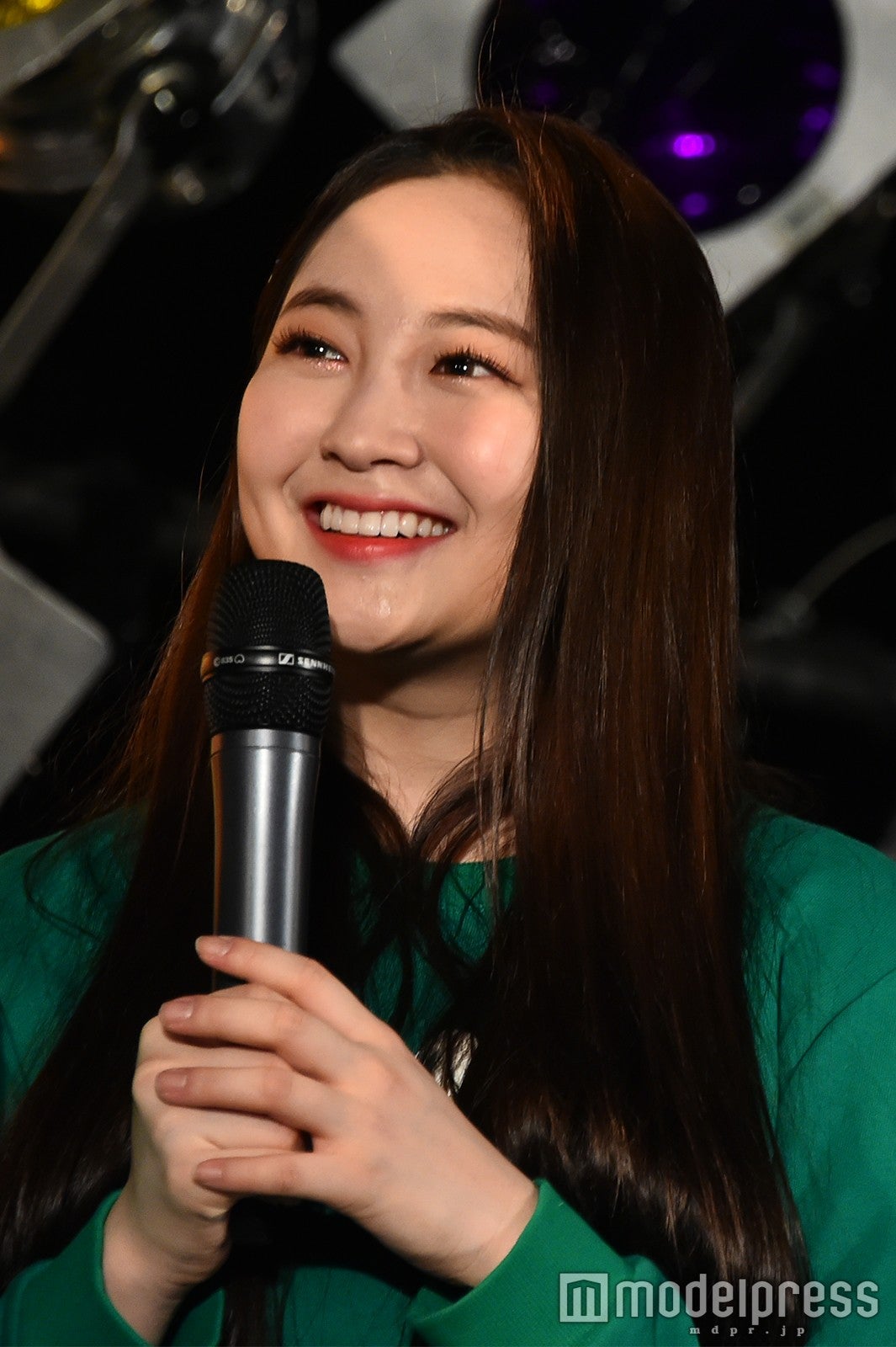 テハ（C）モデルプレス