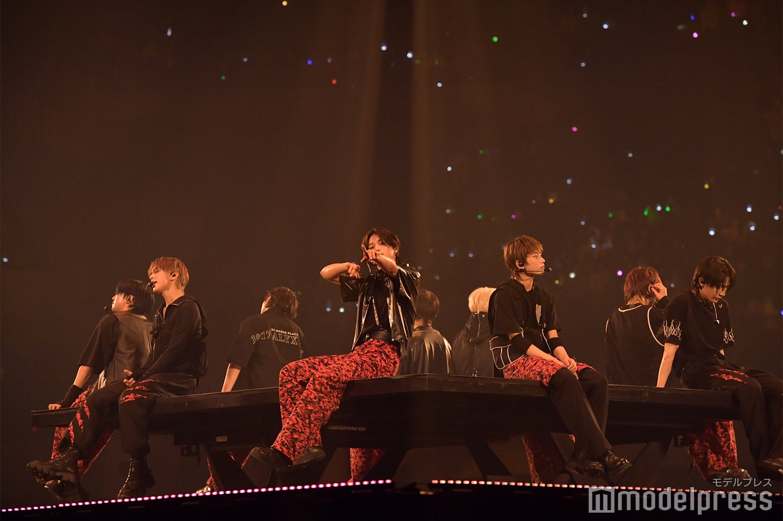 「BEAT AX」&TEAM（C）モデルプレス