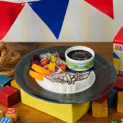 【バズ】スペースレンジャーカレー税込2,299円(C)Disney/Pixar