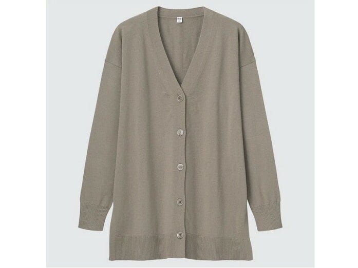 ユニクロ　UVカットVネックロングカーディガン　2990円（税込）