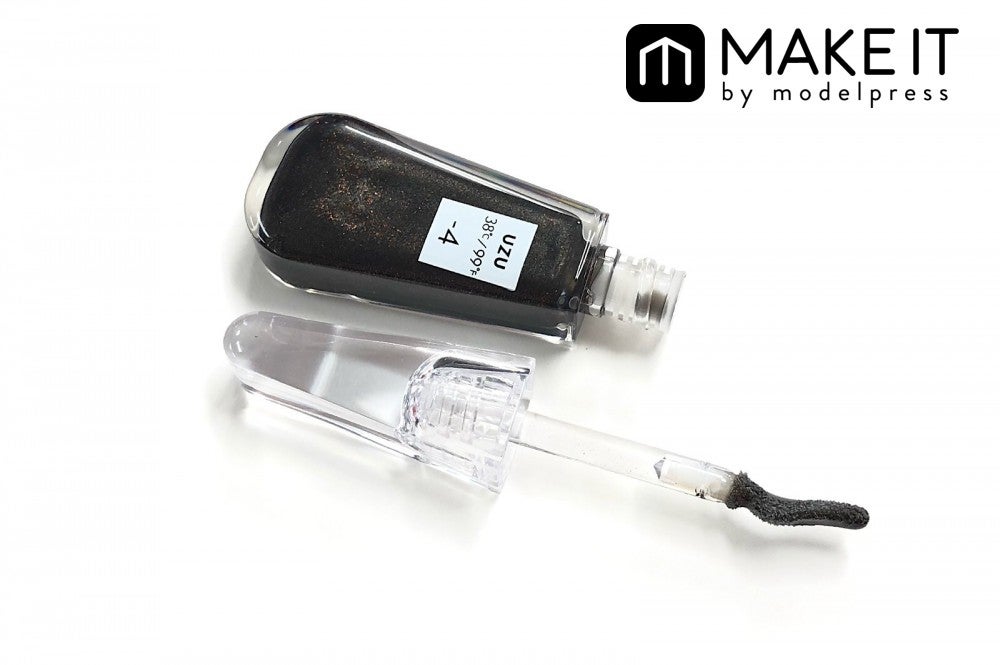 【グロス部門1位＜プチプラ＞】UZU／38℃／99℉ リップトリートメント／－4 black（ブラック） (C)メイクイット