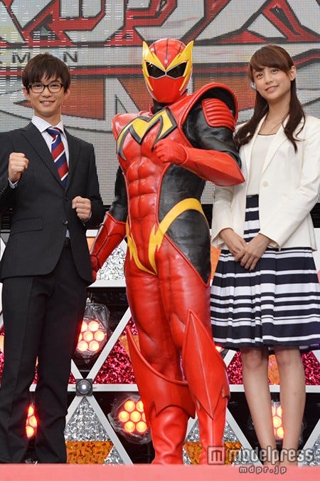 (左から)千葉雄大、マックスマン、山本美月