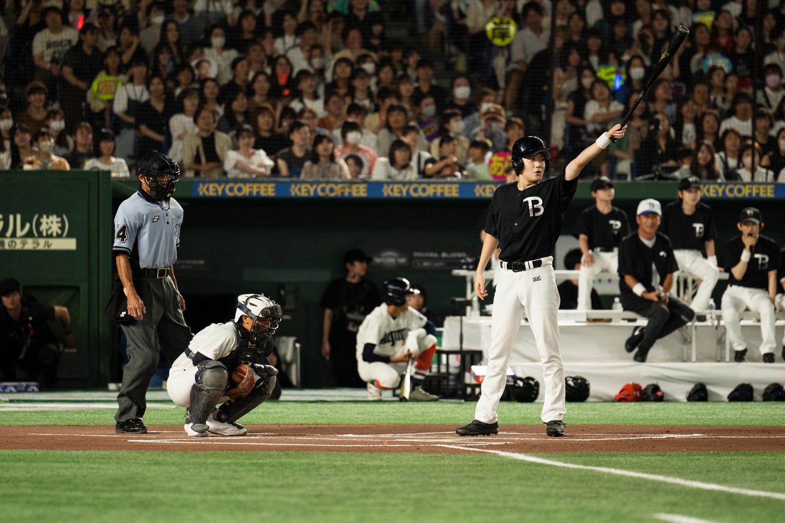 「Act for HOPE to HEROes PROJECT in TOKYO DOME」（C）TOBE Co., Ltd.