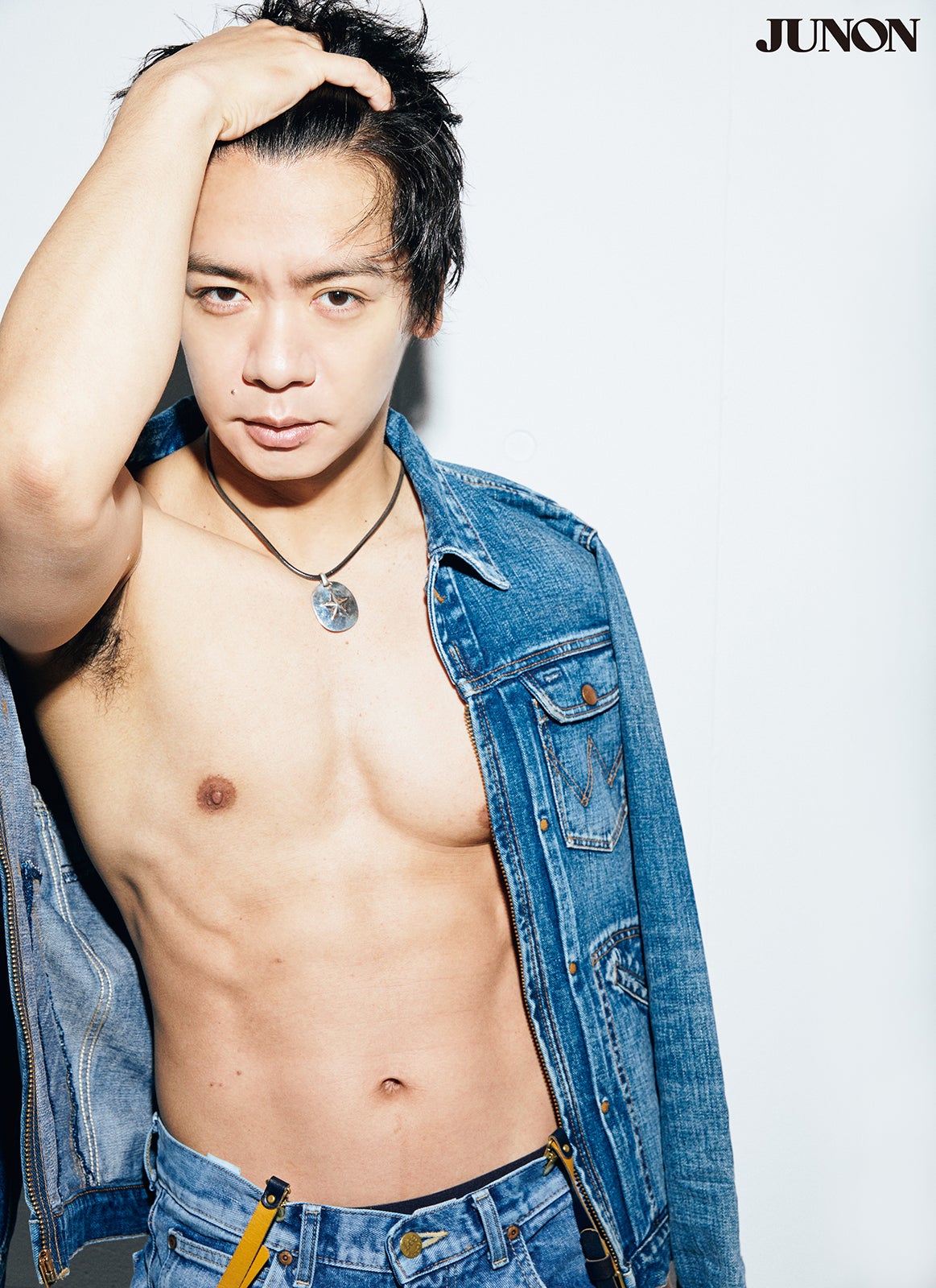 マヂラブ野田クリスタル、ワイルドすぎる肉体美披露 モテ期エピソード明かす