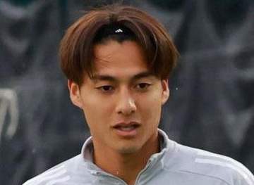 佐野航大「別れを告げるのはつらい」PSV移籍で古巣へ惜別メッセージ 海外ファンが反応「決して忘れません」「将来、戻ってきて」「クラブの伝説です」