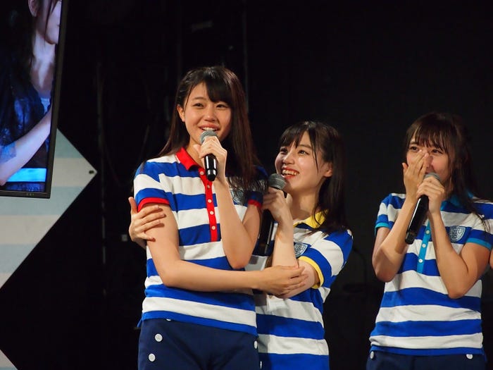 瀧野由美子/STU48劇場の様子(C)AKS