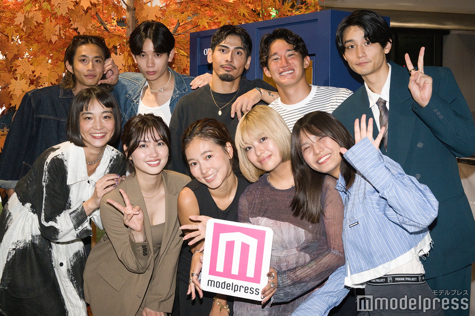 （後列）ショウ、ユウダイ、アル、アツシ、ケンスケ（前列）マホ、トウコ、ミミ、カナカ、ナナミ（C）モデルプレス