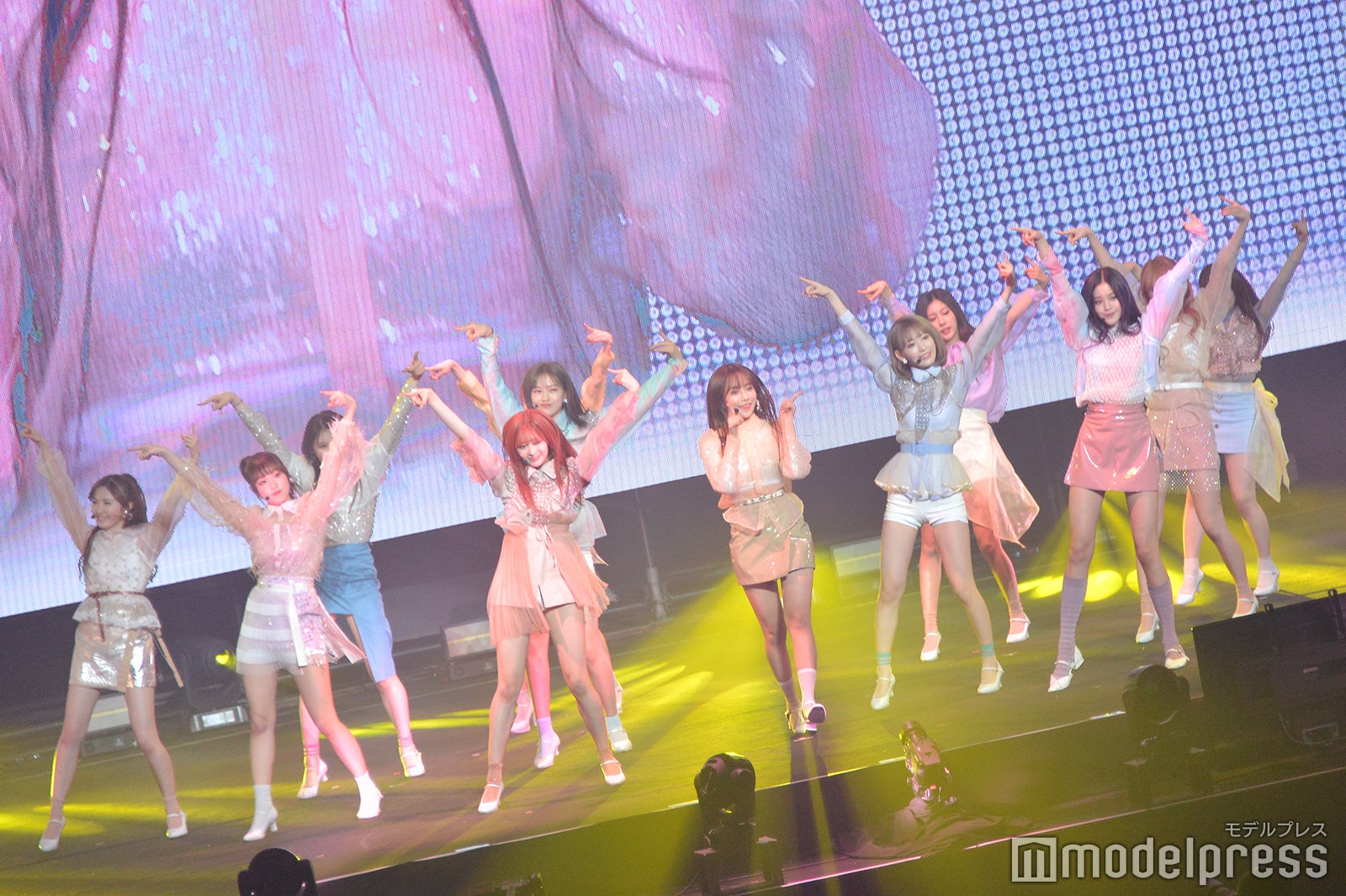 IZ*ONE （C）モデルプレス