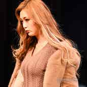 Egg ゆうちゃみ つけま無し オルチャンメイクで雰囲気ガラリ プロのヘアメイクが解説 モデルプレス Egg ゆうちゃみ つけま無し オルチャンメイクで雰囲気ガラリ プロのヘアメイクが解説 モデルプレス