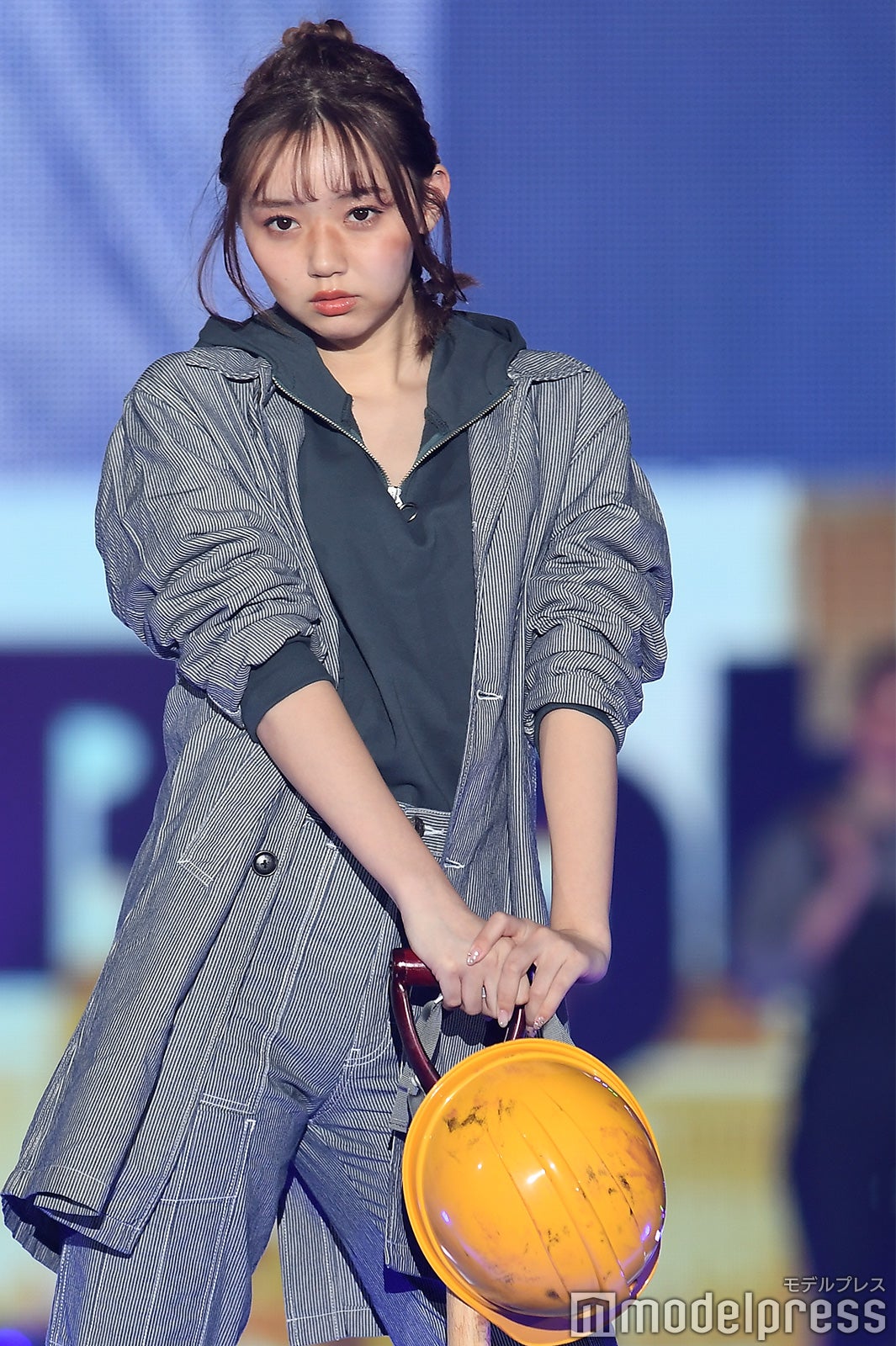 江野沢愛美、泥メイク×スコップ×ヘルメットで斬新ランウェイ「初めてでした」＜関コレ2019S／S＞