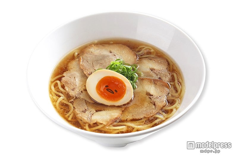 「ぐでたまチャーシュー麺」950円※8月1日より発売（C）2015 SANRIO CO．，LTD．／画像提供：サンリオピューロランド
