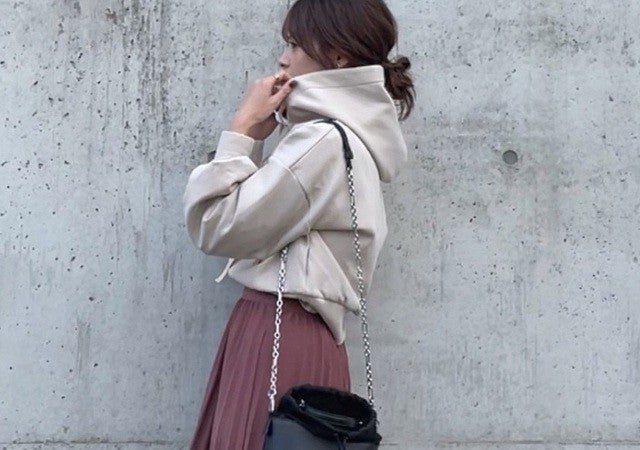 ラクで可愛い おしゃれさんから学ぶ 万能パーカー の正解コーデ モデルプレス ラクで可愛い おしゃれさんから学ぶ 万能パーカー の正解コーデ モデルプレス