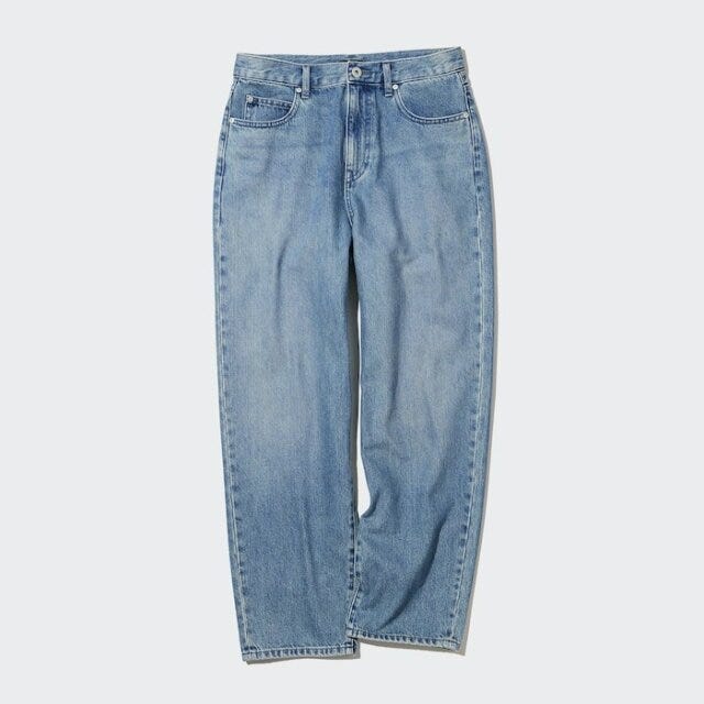 ユニクロ　パンツ　デニム　テーパード