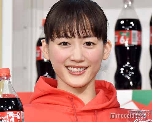 綾瀬はるか、フリーキック生披露で驚きの上達「飲み込みが早いみたい」