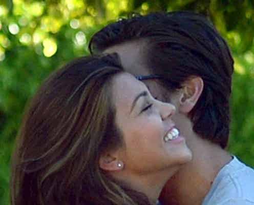 前代未聞のラブシーンを披露したコートニー・カーダシアン、テレビ番組のために結婚?