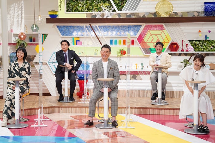 山之内すず、杉村太蔵、橋下徹、ヤナギブソン、久代萌美アナウンサー(C)読売テレビ