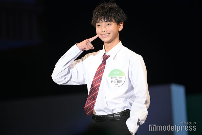 竹内琉斗くん「男子中学生ミスターコン2023」ファイナル審査の様子(C)モデルプレス