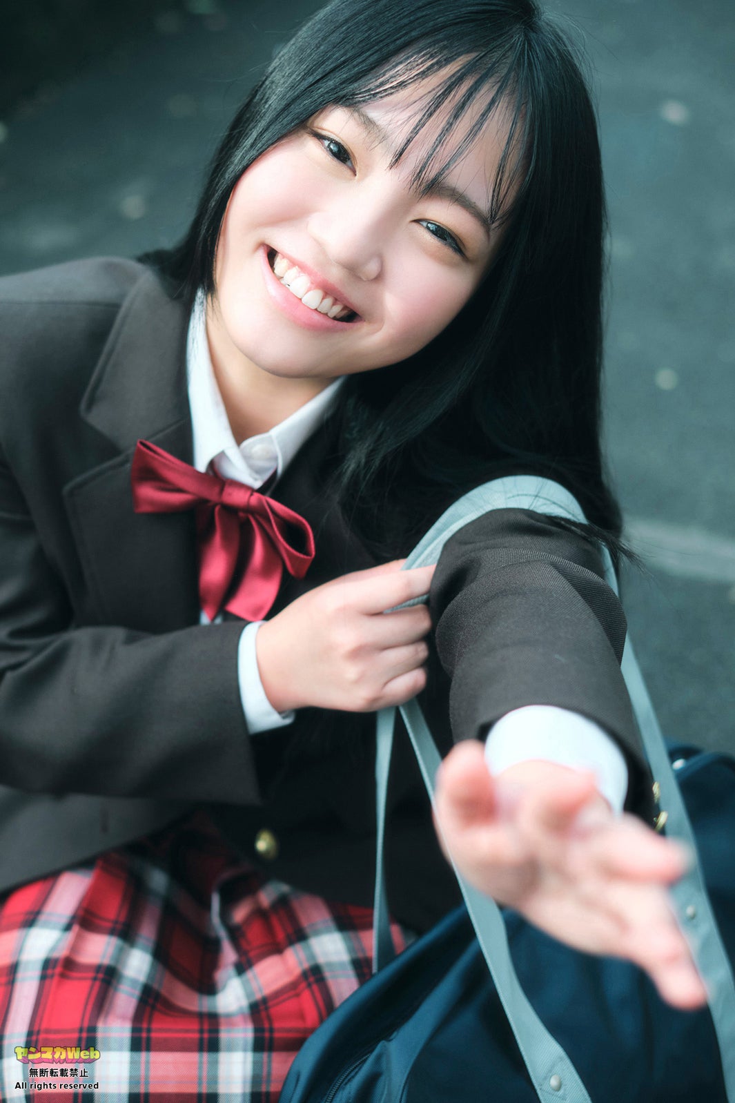 鈴原すず（C）高橋慶佑／ヤンマガWeb