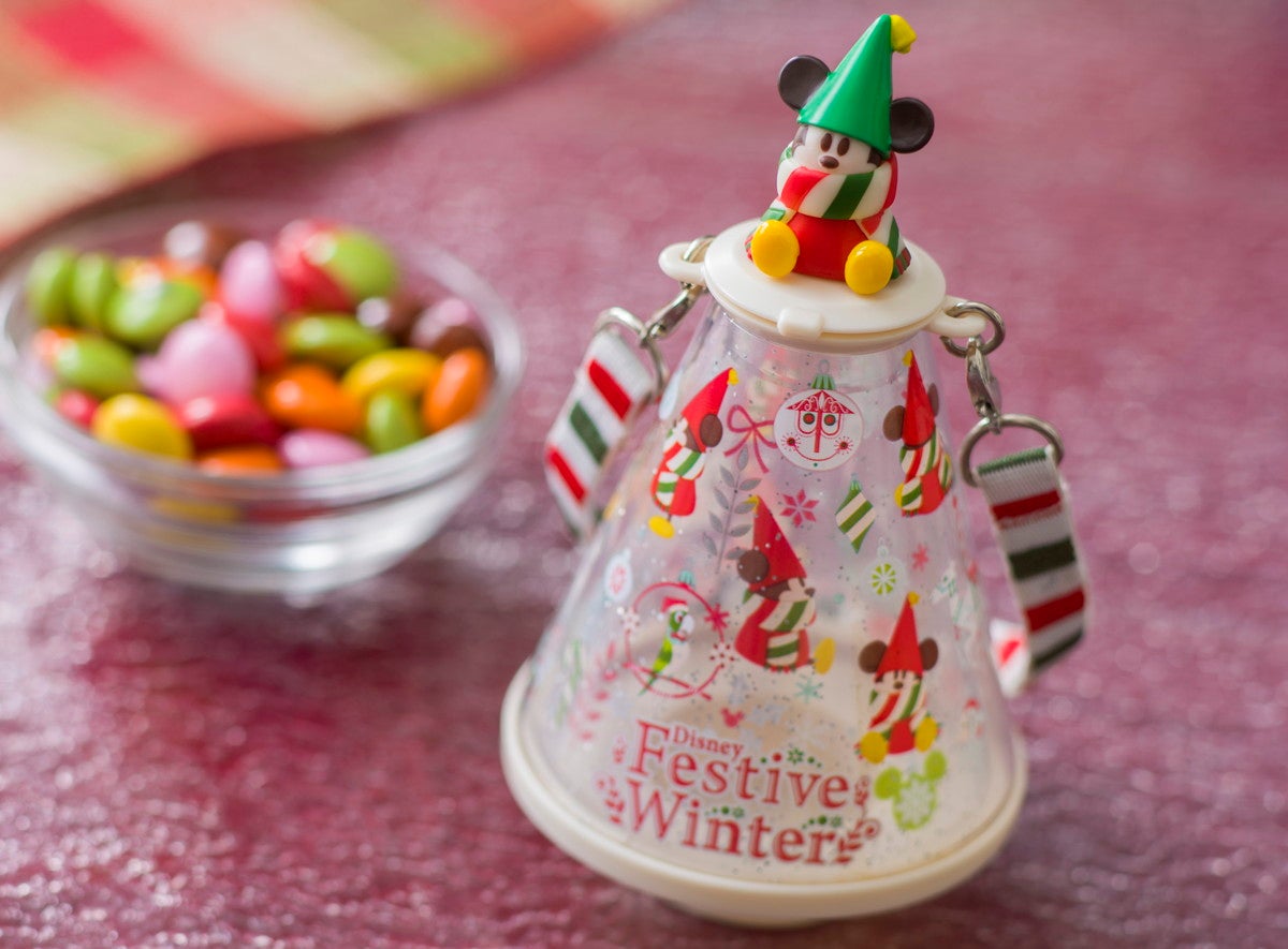 ヒューイ・デューイ・ルーイのグッドタイム・カフェ、セバスチャンのカリプソキッチン：カラフルチョコレート、ミニスナックケース付き1,000円（C）Disney