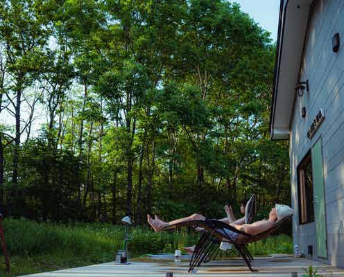 北海道に薪サウナ付別荘「TSURUI Sauna & Cabins」大自然の中で極上“ととのい”体験