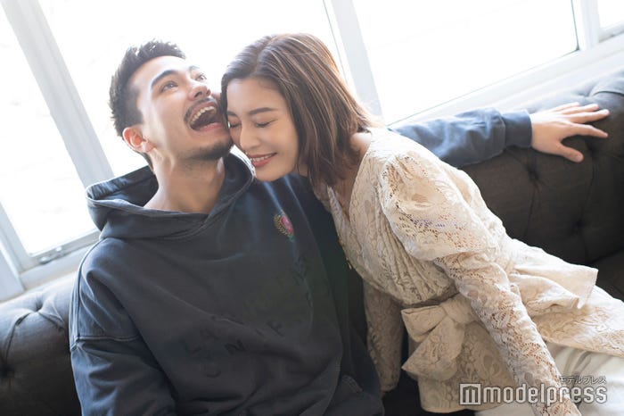 石倉ノア、島袋聖南(C)モデルプレス