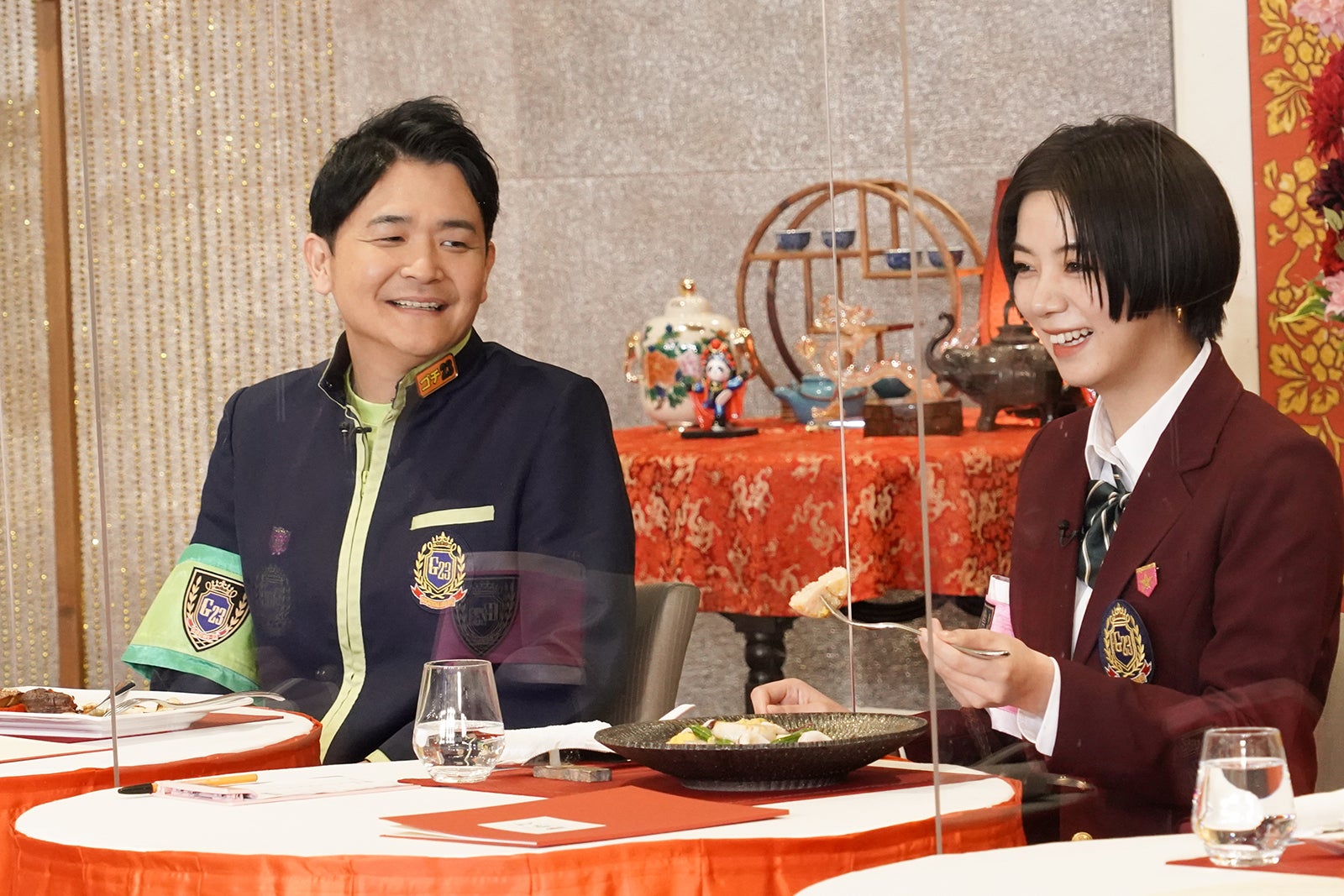 ノブ、池田エライザ（C）日本テレビ