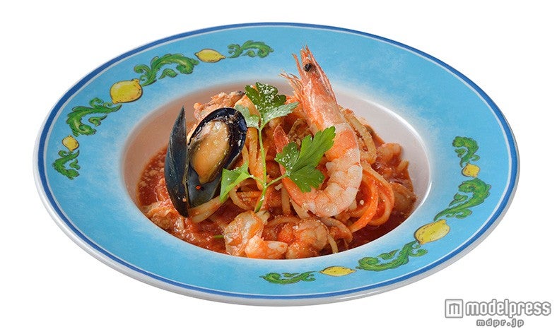 リングイネ、シーフードのサルサ・ポモドーロ¥1260／（C）Disney