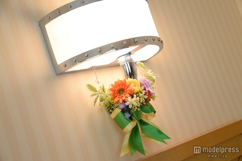 ランプにも花飾り