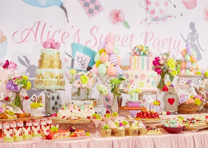 名古屋の人気いちごデザートブッフェ延長決定、不思議の国×イースターが融合