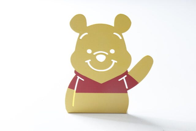 セリア　プーさん　ブックスタンド