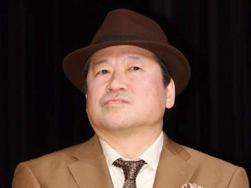 佐藤二朗 最愛の母が死去「この度のことの渦中にあり、母逝去のご報告を僕自身の判断で控えておりました」