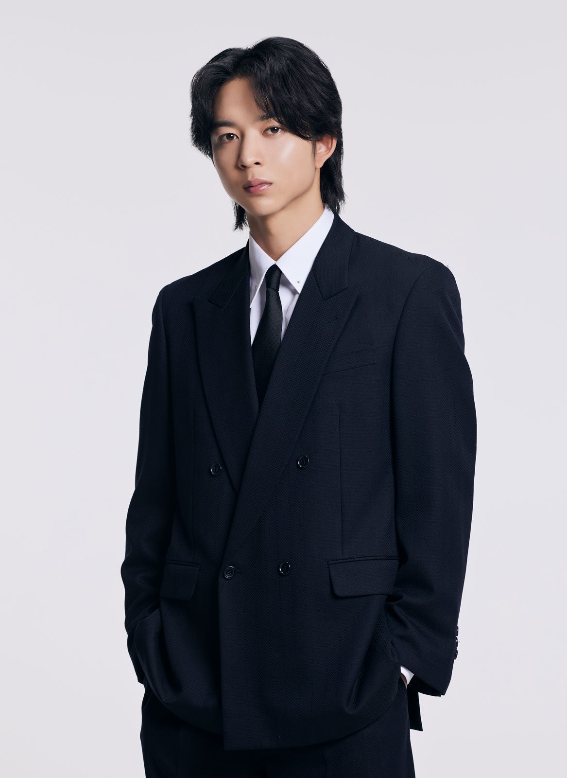 鈴木仁（C）「復讐カレシ～溺愛社長の顔にはウラがある～」製作委員会・MBS