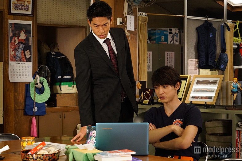 AKIRA、吉沢亮／連続ドラマ『HEAT』第2話より（C）関西テレビ