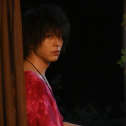 中村倫也演じるゴンが本気モード!凪と慎二の結婚の行方は…『凪のお暇』第9話
