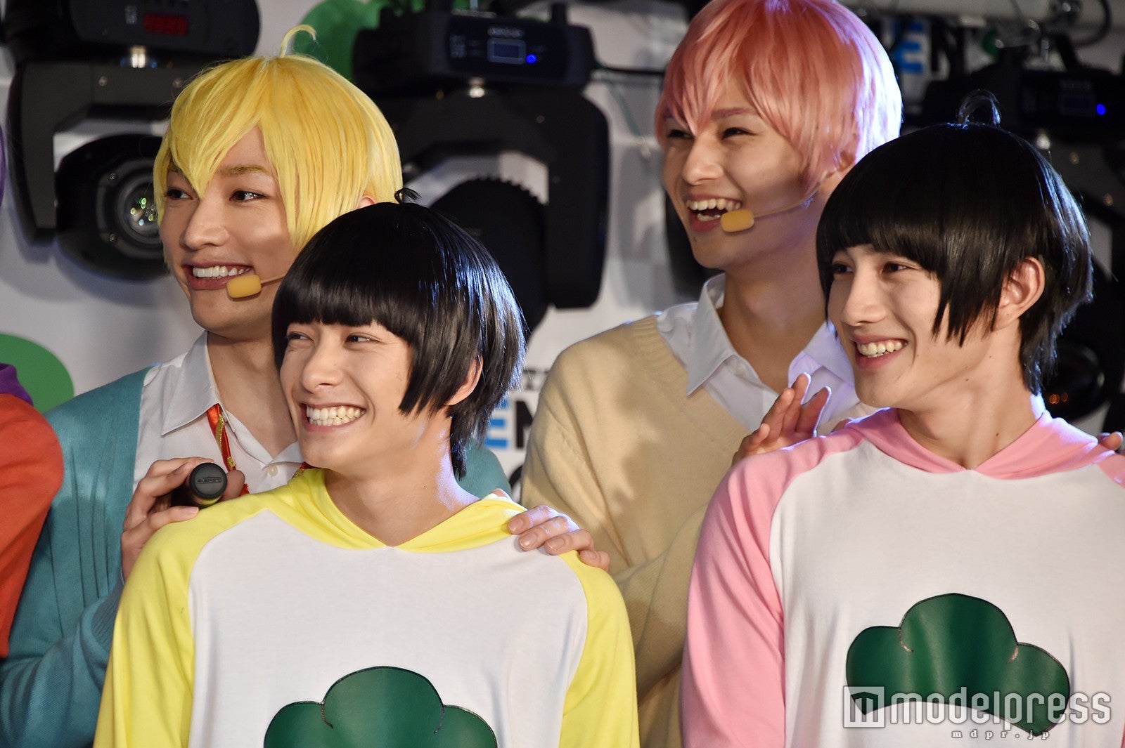 “W十四松＆トド松”（C）モデルプレス