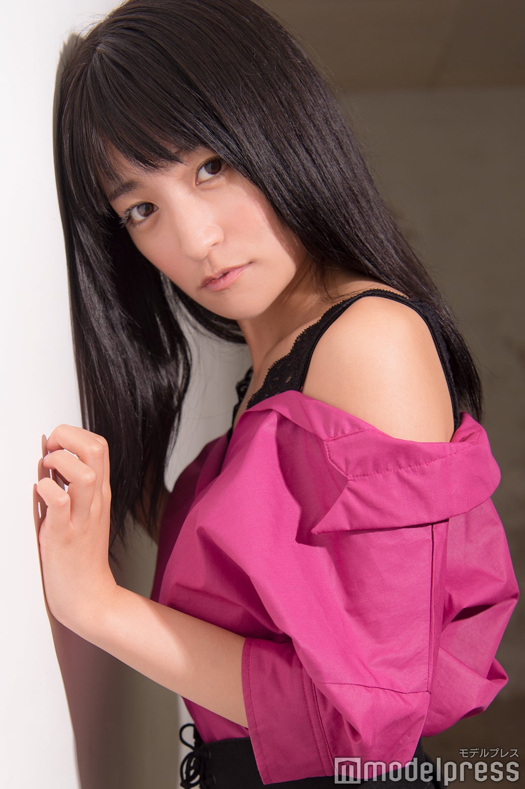 ☆HOSHINO（C）モデルプレス