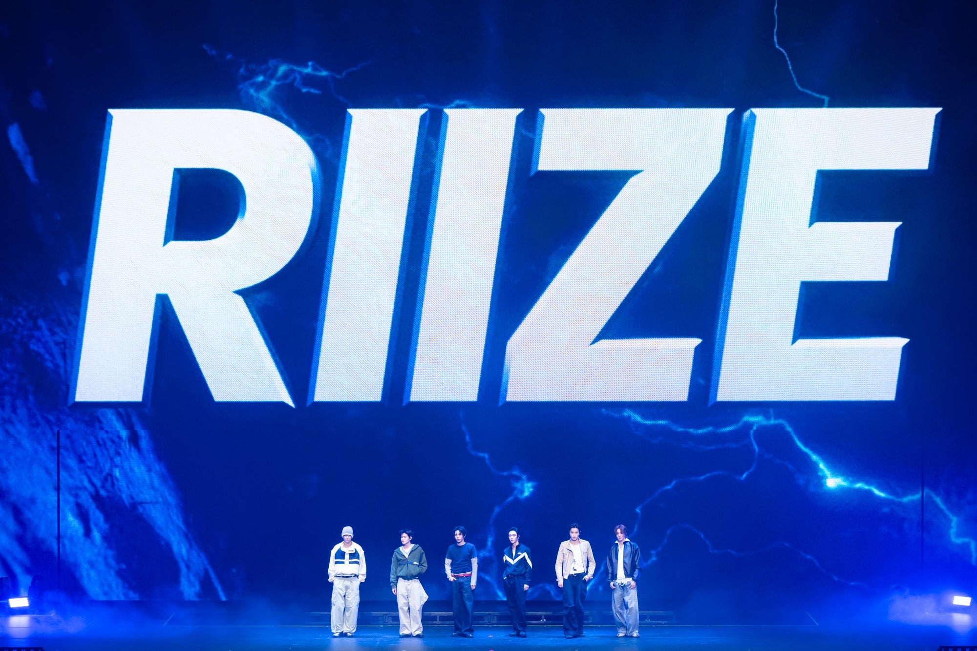 RIIZE 撮影：田中聖太郎写真事務所