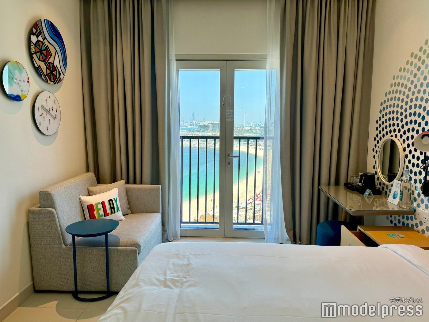 ローブ ラ メール ビーチ(C)モデルプレス