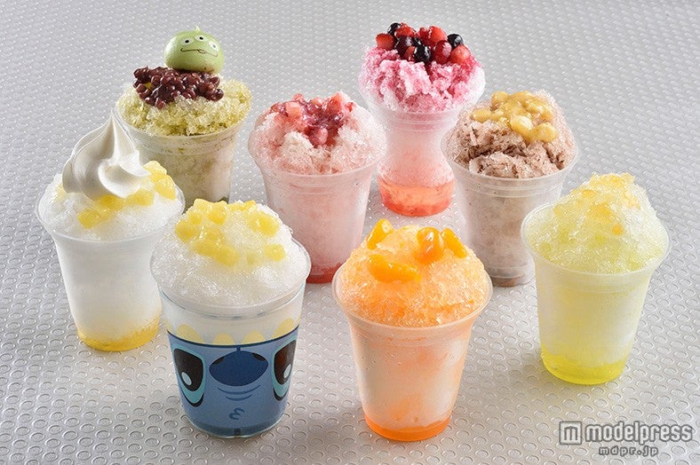 スーベニアカップはスティッチのデザイン（スーベニアカップ付きはプラス￥360）／TDL（C）Disney